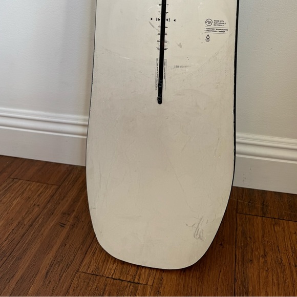 142 Burton Family Tree Territory Manager Camber Snowboard - Picture 3 of 9